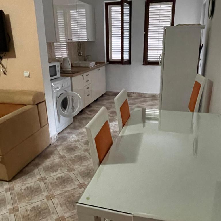 Apartments Minja S - Two-Bedroom Apartment with Terrace - 9