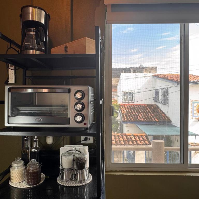 Polly's Home Aralias Boutique GuestHouse & PrivateSuites - Deluxe Doppelzimmer mit Balkon - 9