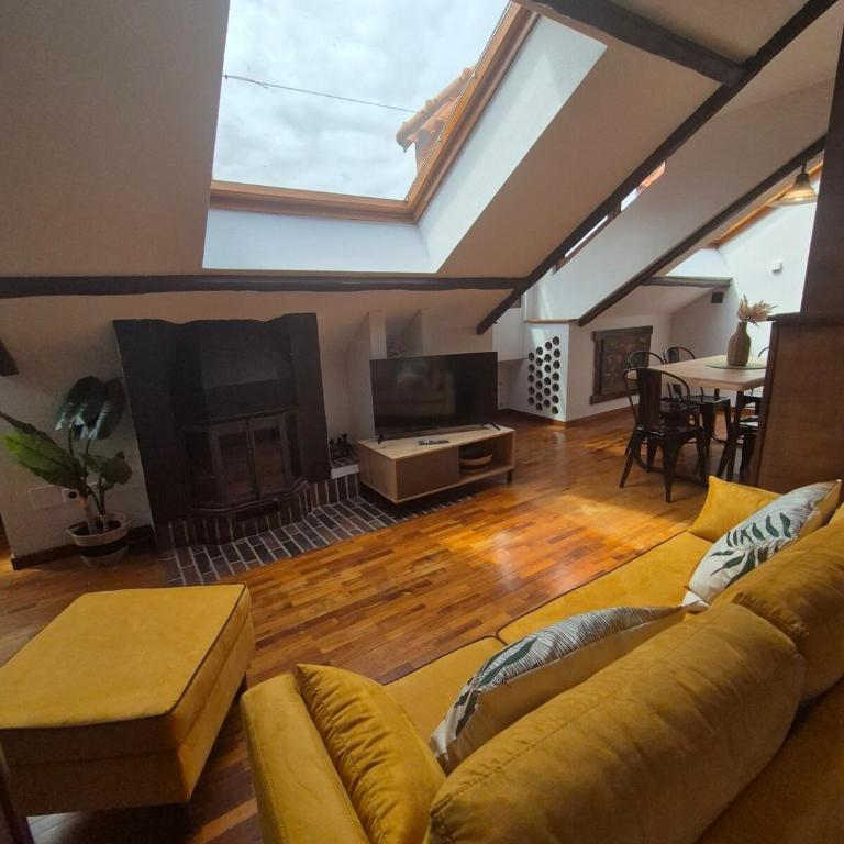 R2R - El Mirador Triplex reformado en Cimadevilla - 1C152 - Apartamento de 3 dormitorios - 2
