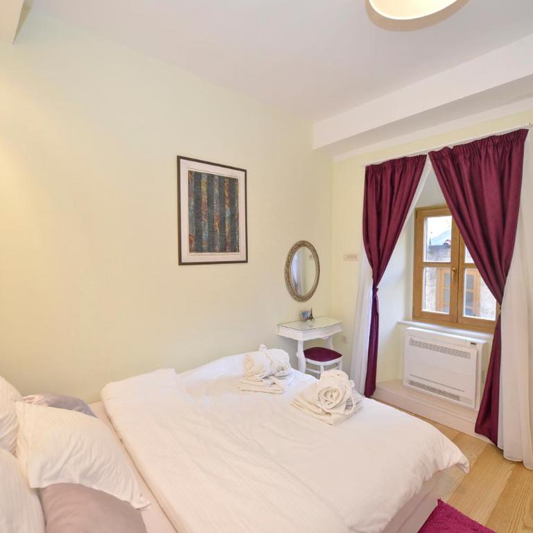 Palazzo Max and Alex Apartments - Suite with Terrace - 5