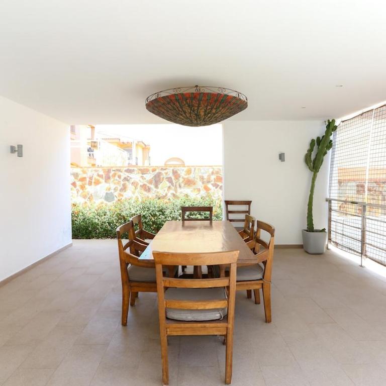 Villa Moderna con Chill Out y Piscina a 5 minutos de la playa - Villa - 2