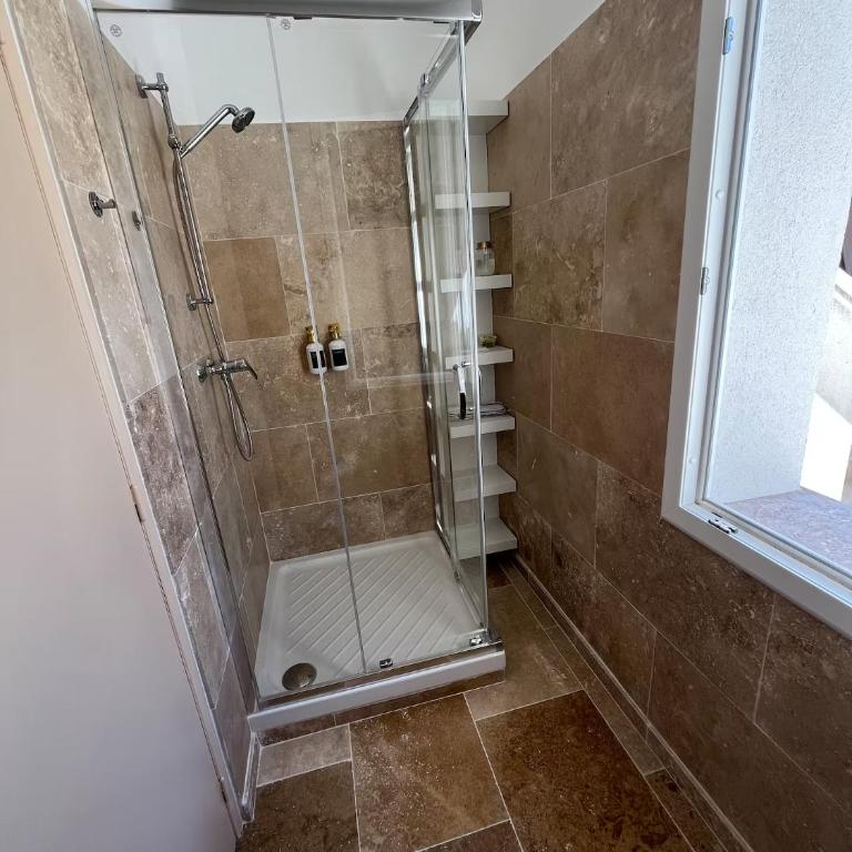 Villa - Sea view Apartments - Private Parking & AC - Appartement 1 Chambre avec Vue sur la Mer et Terrasse - 13