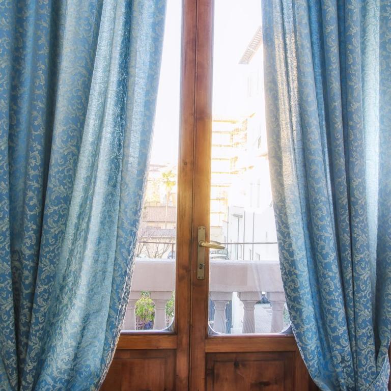 Villa Gini - Due Camere Matrimoniali Separate con Bagno Privato Esterno - 10
