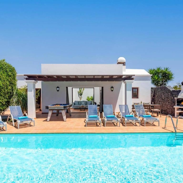 Villa Dorada by Villa Plus - Villa - 2