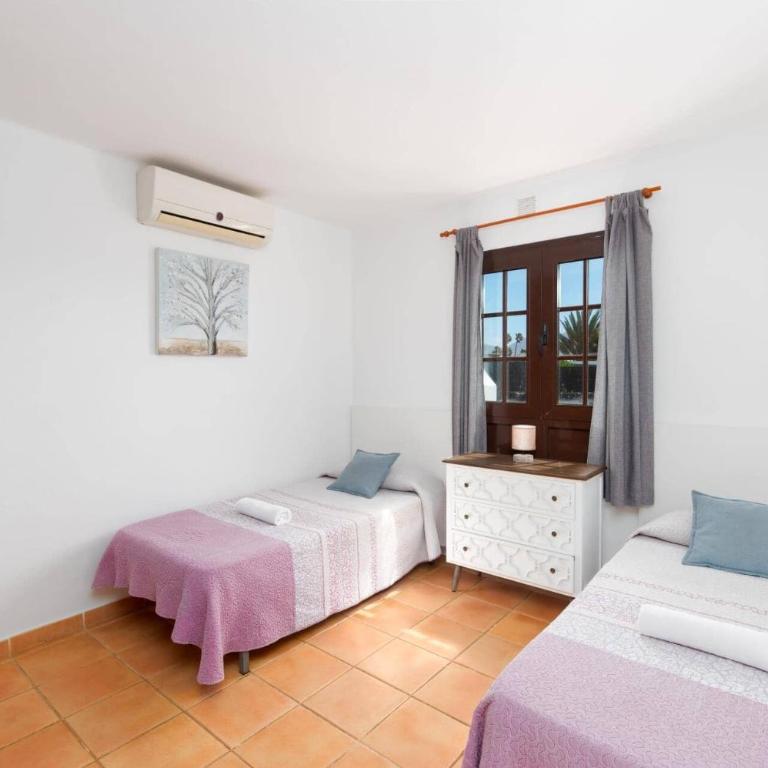 Villa Dorada by Villa Plus - Villa - 15