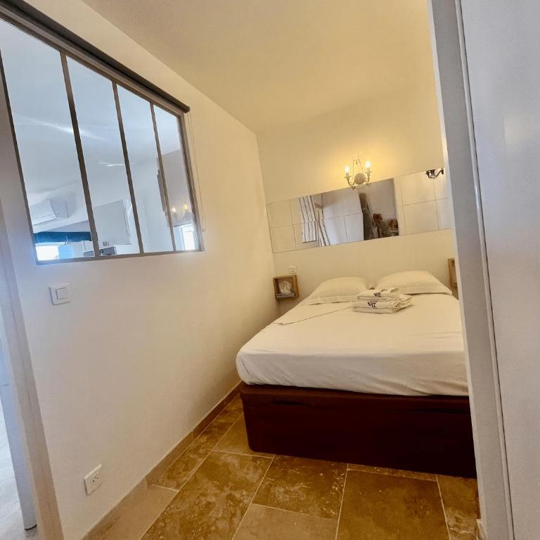 Villa - Sea view Apartments - Private Parking & AC - Appartement 1 Chambre avec Vue sur la Mer et Terrasse - 14