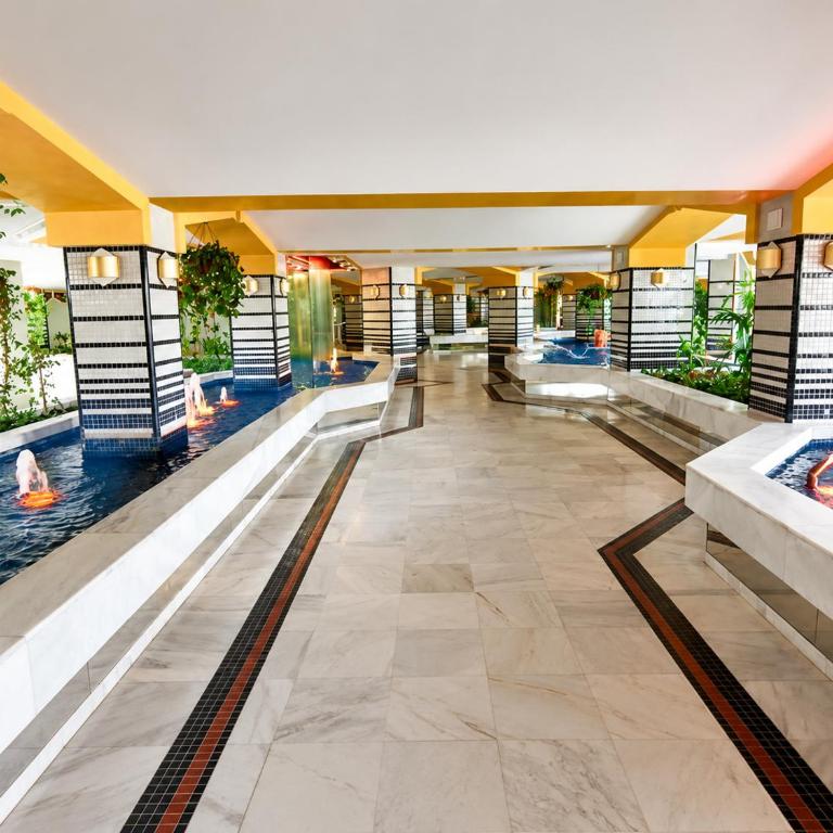 Benal Beach Bliss - One-Bedroom Apartment - 21