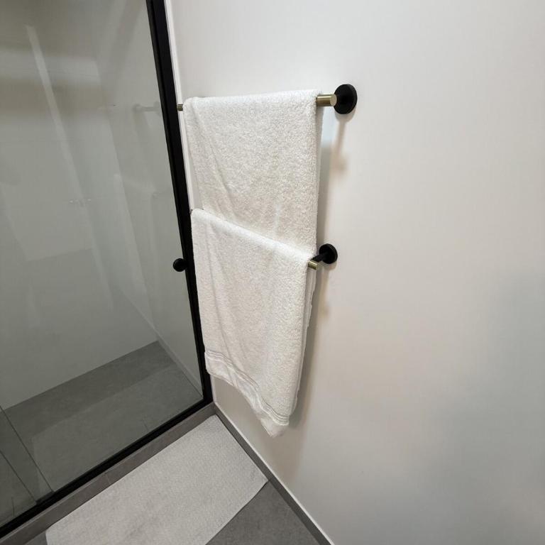 Heart of Miraflores, 21st Floor, 2 Bedrooms ,Parking - Apartamento de 2 dormitorios con balcón - 10
