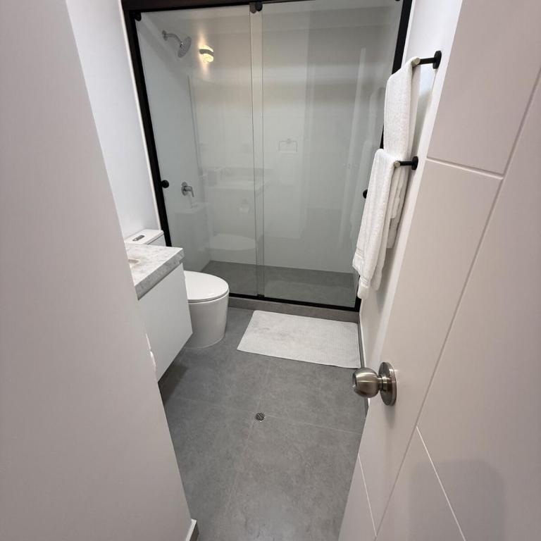 Heart of Miraflores, 21st Floor, 2 Bedrooms ,Parking - Apartamento de 2 dormitorios con balcón - 14