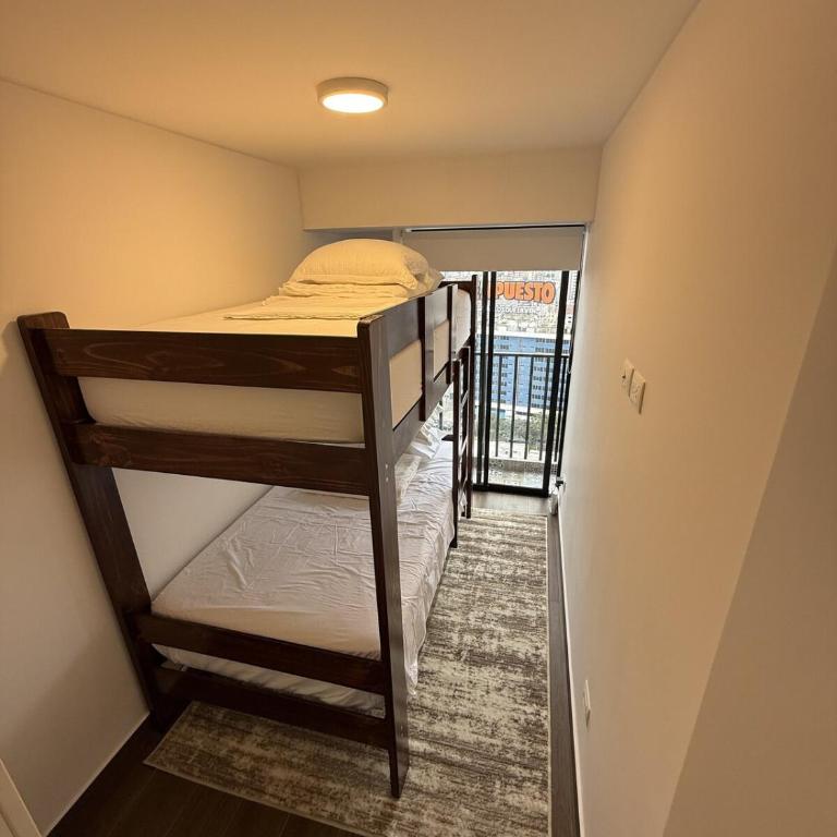 Heart of Miraflores, 21st Floor, 2 Bedrooms ,Parking - Apartamento de 2 dormitorios con balcón - 22