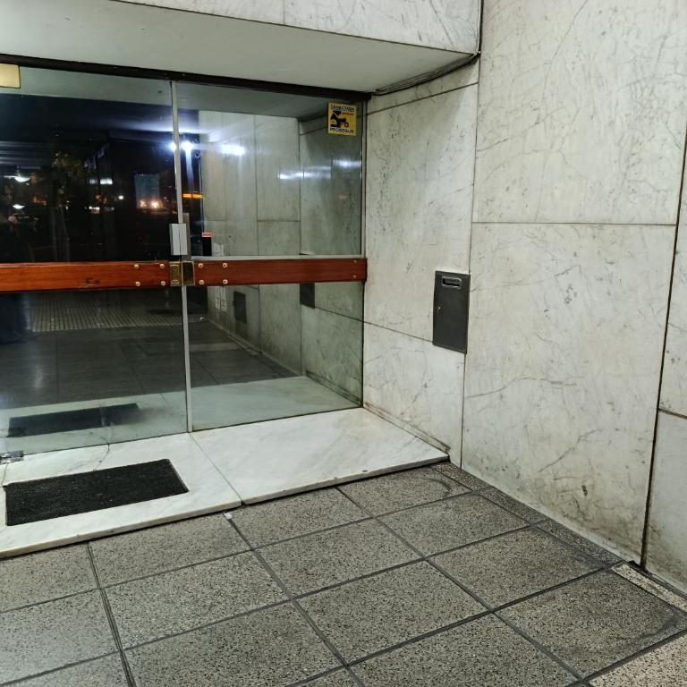RETIRO, Av Carlos Pellegrini y Santa Fe, Cómodo y silencioso - Apartamento de 1 dormitorio - 20