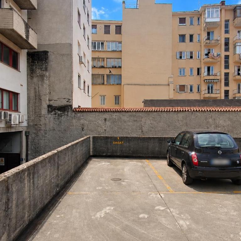 CASA JULÍ - Free Private Parking - City Center - Park View - Appartamento con Vista Giardino - 23