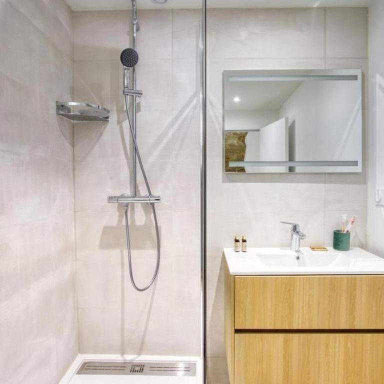 Superbe, rénové, hyper centre - Appartement 1 Chambre - 18