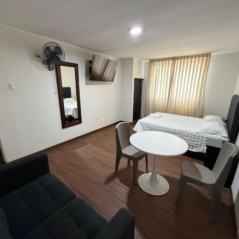 Hostal Anthony's - Habitación Doble Superior - 4