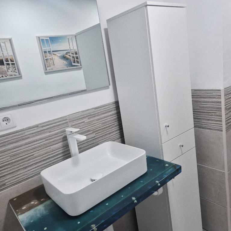 JariBarbate - Two-Bedroom Standard Apartment - 5