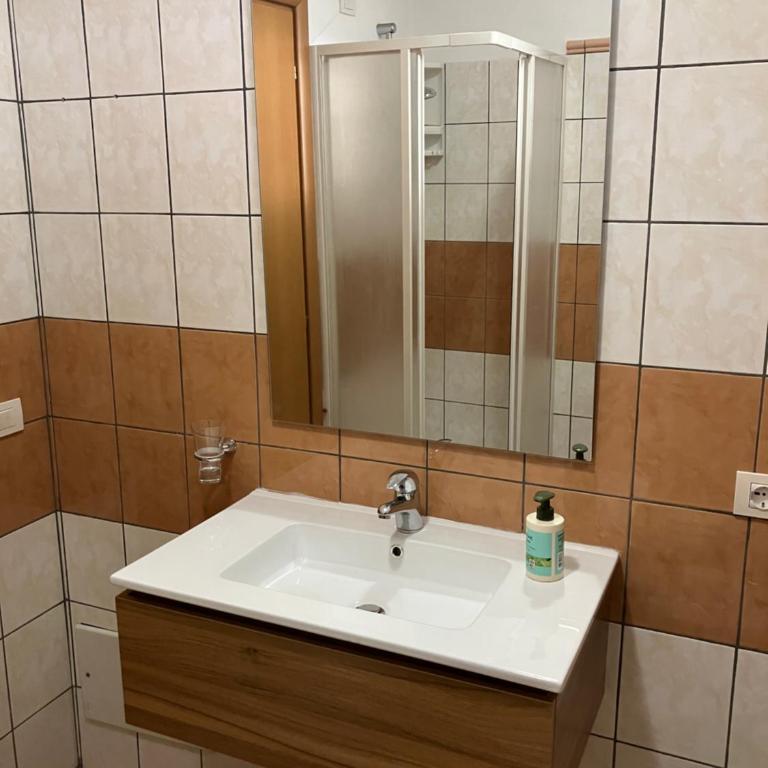 Casa Melis - Apartamento de 3 dormitorios con balcón - 18