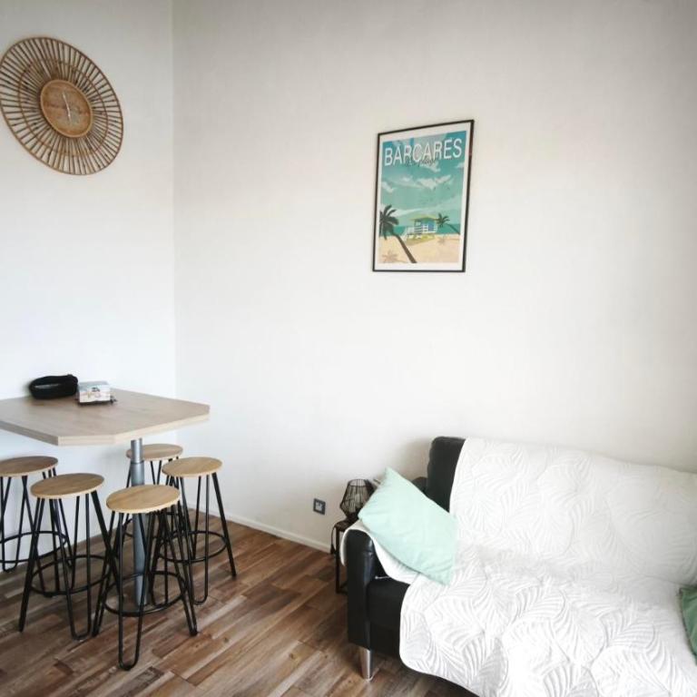 Vue sur lac - Piscine - Clim - Barbecue - 5 pers - Appartement 2 Chambres - 9