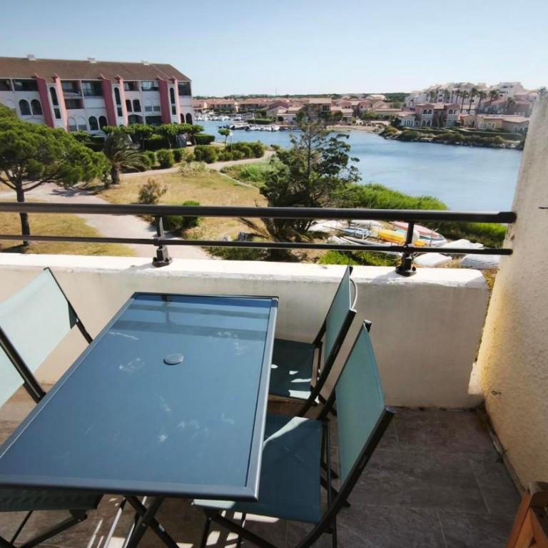 Vue sur lac - Piscine - Clim - Barbecue - 5 pers - Appartement 2 Chambres - 6