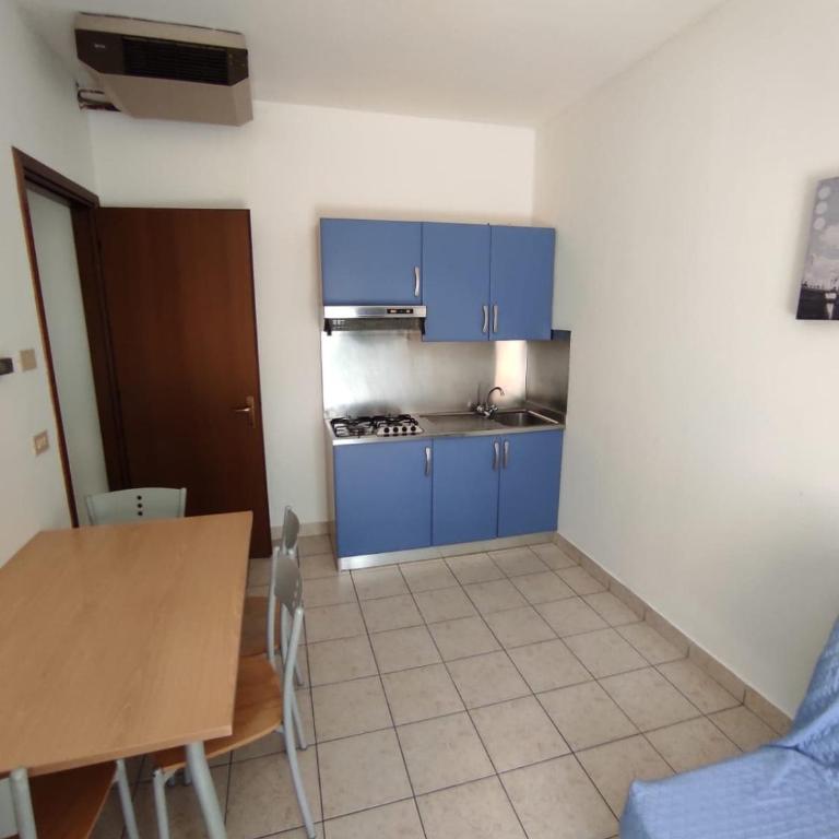 AUGUSTUS - Piazza Mazzini Centrale e Comodo al Mare - Apartamento de 2 dormitorios - 2
