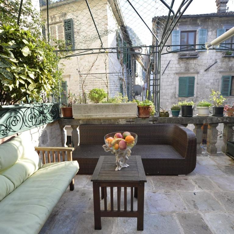 Palazzo Max and Alex Apartments - Suite with Terrace - 11