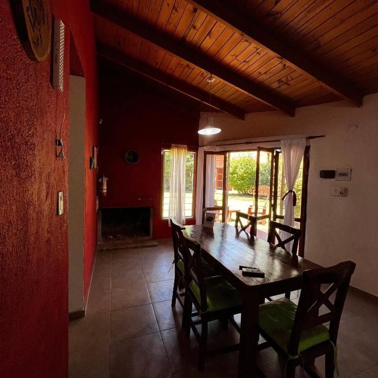 Complejo Inti Wara - frente al Río Los Reartes - Casa de 2 dormitorios - 4