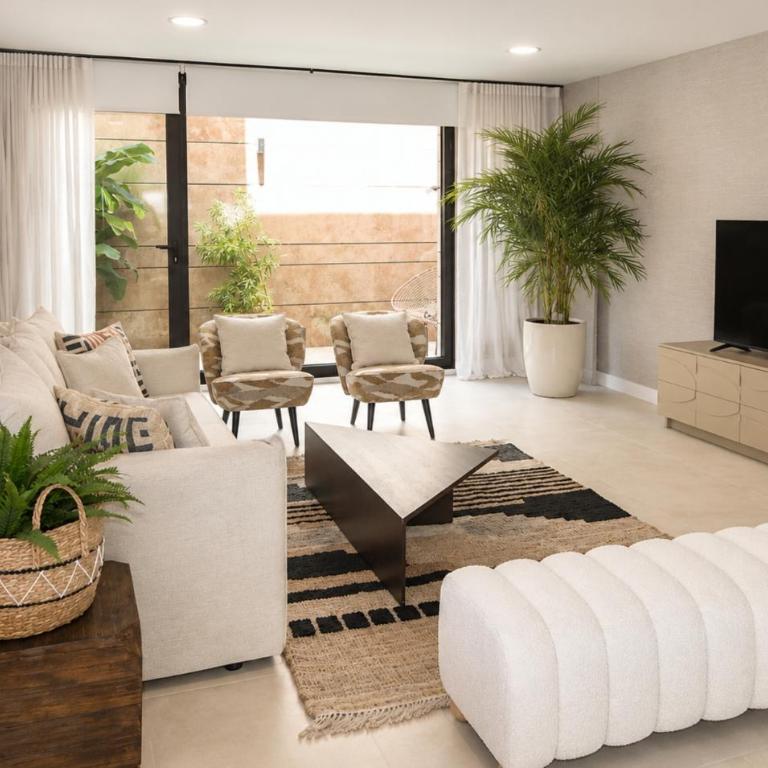 Luxury Modern Villa with Private Pool and Rooftop Terrace - Villa - 13