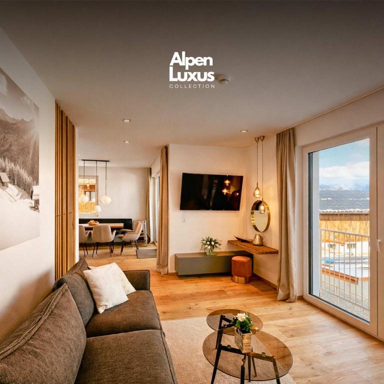 ZILLER DELIGHT - Stylish Apartment with Balcony & Mountain View - Apartment - 1