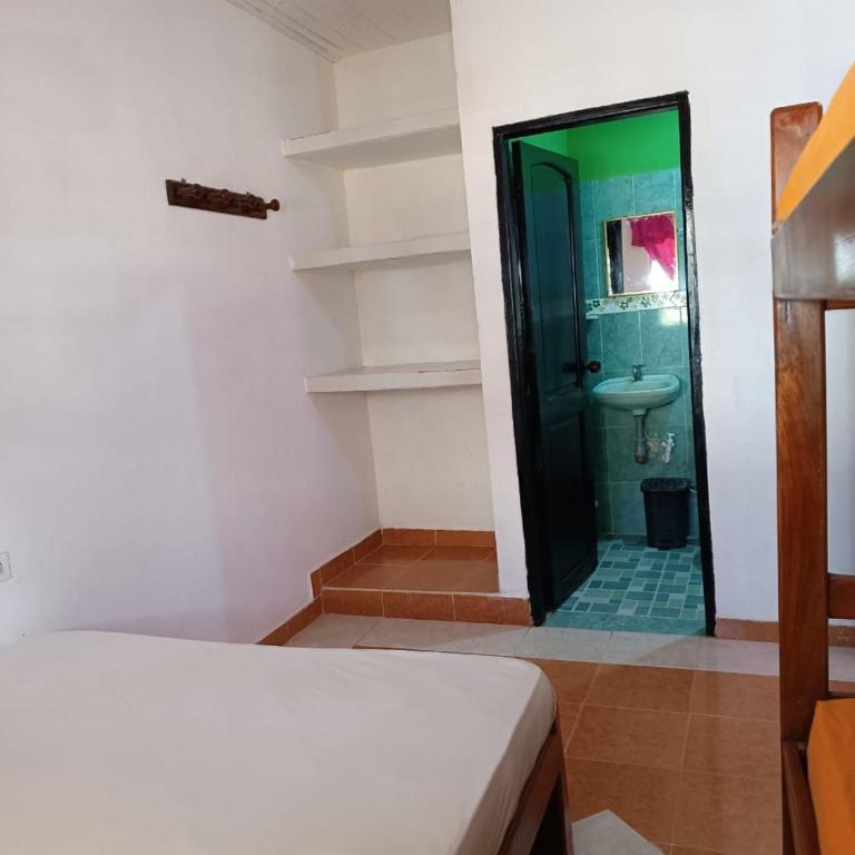 Alojamiento Matuzalen - Family Room - 5