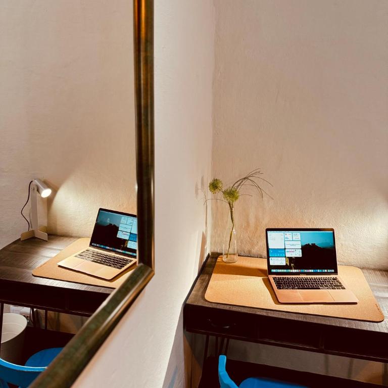 Coliving Tenerife - Villa La Laguna - Standard Double Room with Shared Bathroom - 4