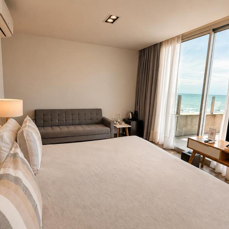 Pinamar Beach Resort - King Room with Spa Bath - 5