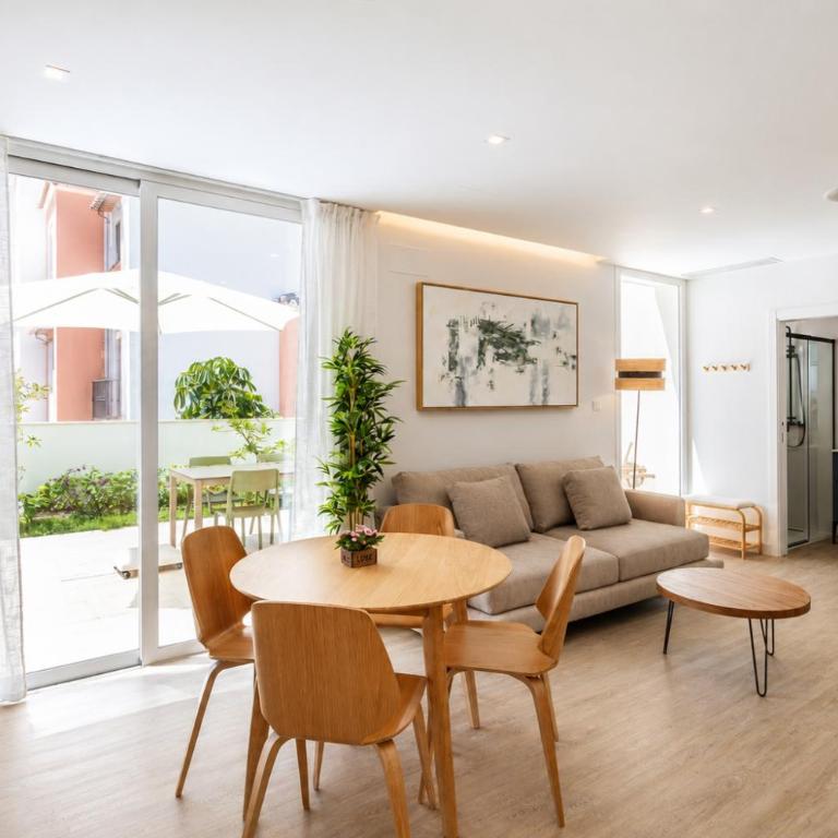 NerjaPlus Playa Burriana Apartamento 4 - Appartement - 5