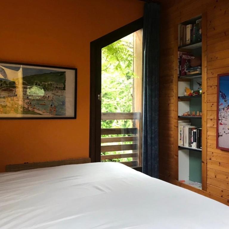 Maison mitoyenne dans un quartier calme avec parking privatif et vue panoramique sur le lac et les montagnes - Villa - 3