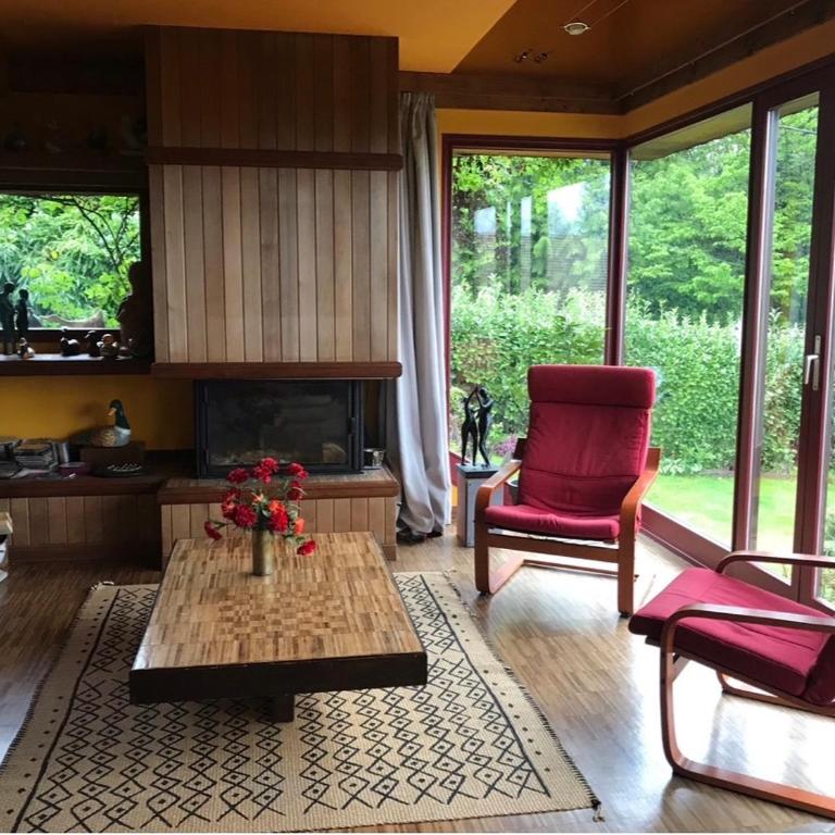 Maison mitoyenne dans un quartier calme avec parking privatif et vue panoramique sur le lac et les montagnes - Villa - 22