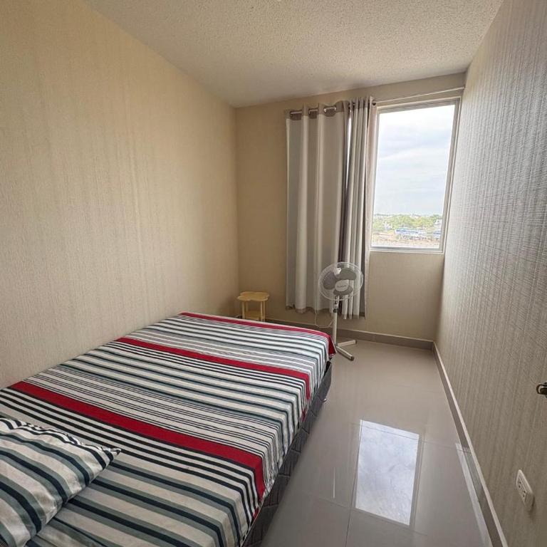 Departamento para familias en condominio residencial - Three-Bedroom Apartment - 7