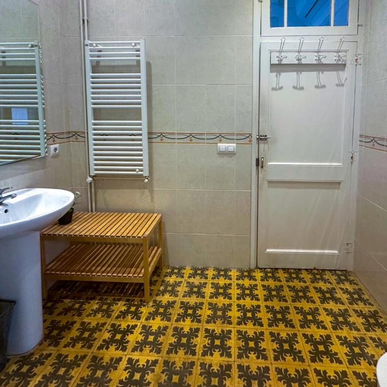Gaudi Apartment by Hello Homes Sitges - Apartment - 17