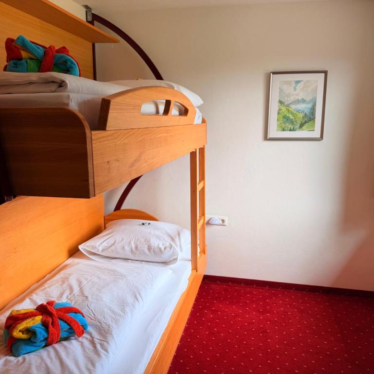 Residenz Dunza Hotel Garni - Camera Familiare con Balcone - 4