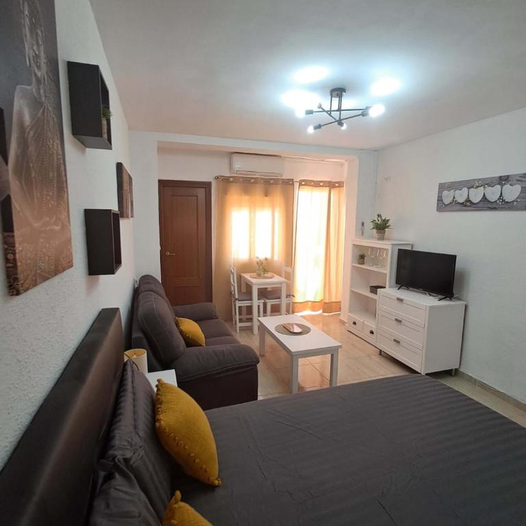 Atico Estudio Centro Fuengirola - Apartamento de 1 dormitorio - 5