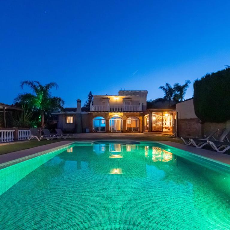 Villa Buenavista Malaga - sea view, private heated pool, spa, 5 bedrooms - Villa con piscina privada - 24