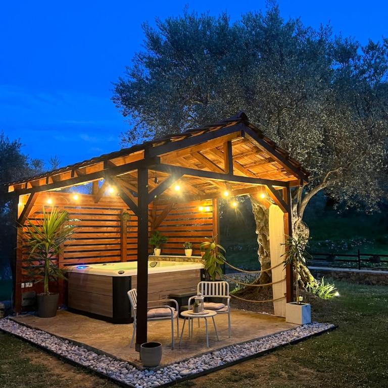 Olive grove Sofias Garden - Kuća sa 2 Spavaće Sobe - 9