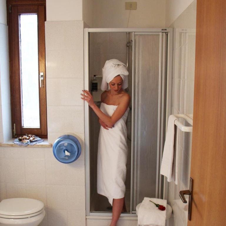 Hotel Garni Ongaro - Camera Matrimoniale - 3