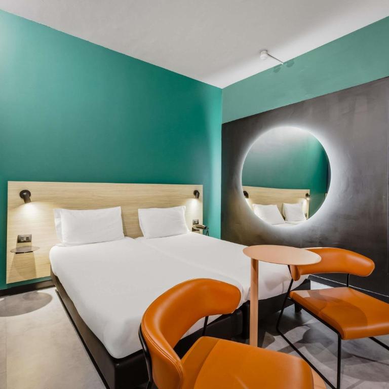 Ibis Styles Roma Aurelia - Camera Familiare - 1