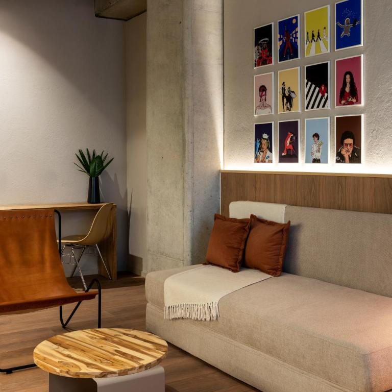 Obra Hotels - Deluxe Room - 5