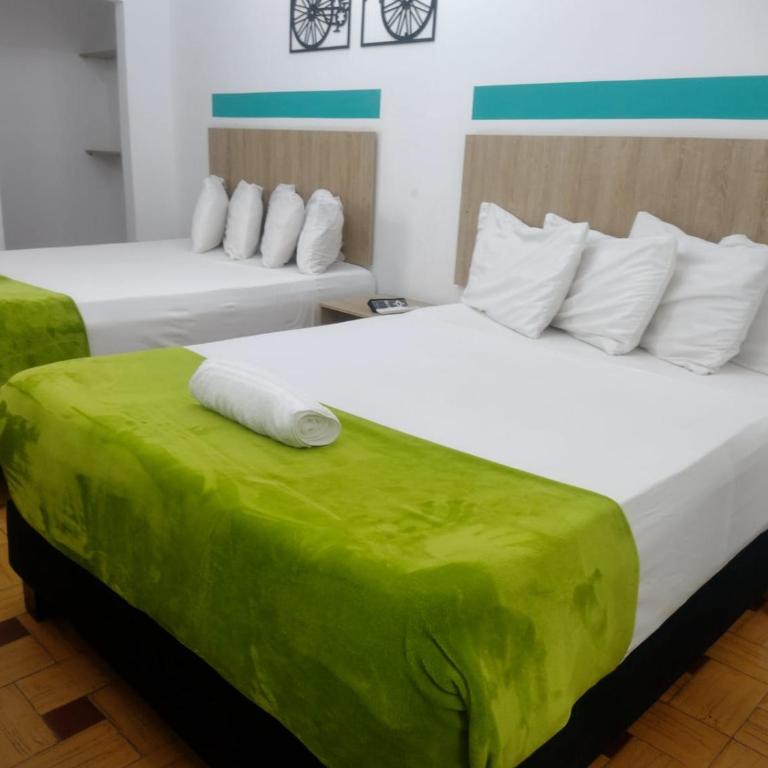 HOTEL BOUTIQUE CASA VECCHIA Cali - Deluxe Quadruple Room - 5