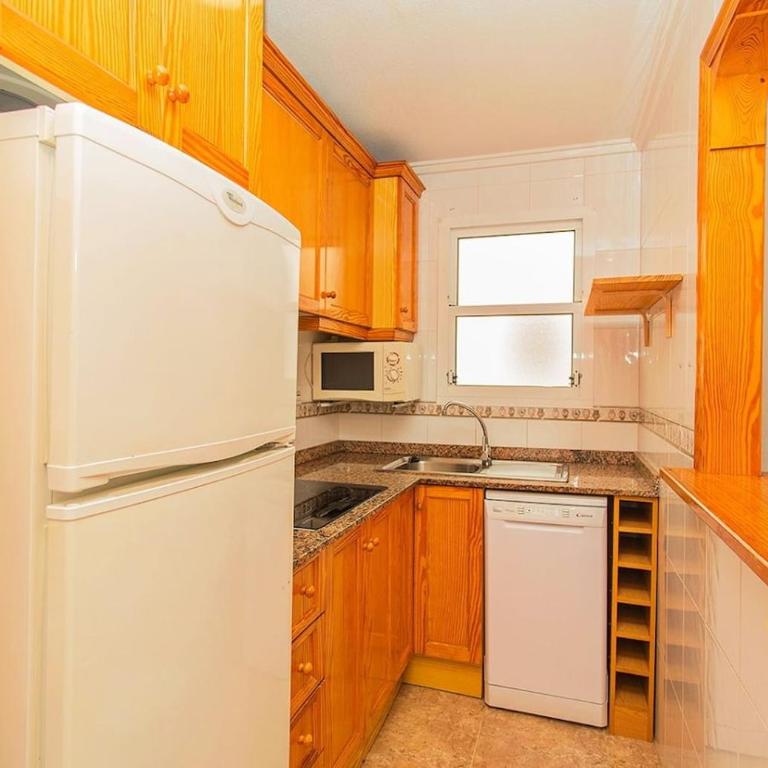 Cozy Apartment - 200m to Los Locos Beach, Parking, AC - Appartement Familial 2 Chambres - 6