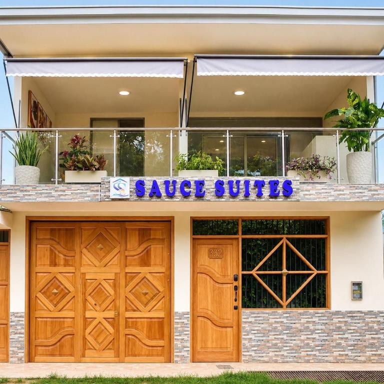 Sauce Suites - Brisas de la Laguna - Three-Bedroom Apartment - 1