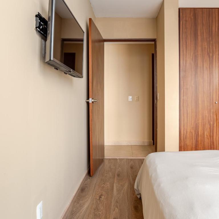 Begrand Alto Polanco Pool Gym Jacuzzi & More - One-Bedroom Apartment - 13