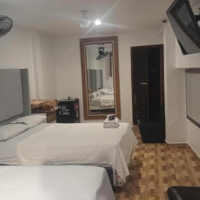 Hoteles R20 jr Camana - Habitación Individual con baño compartido - 6