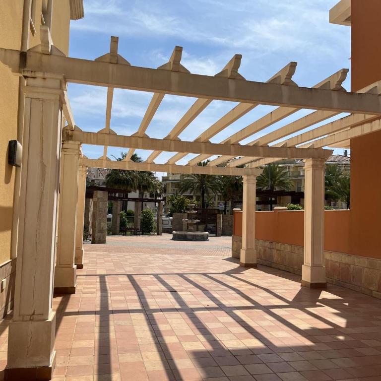 Elegante apartamento en Denia - ES-373-51 - Apartamento - 24