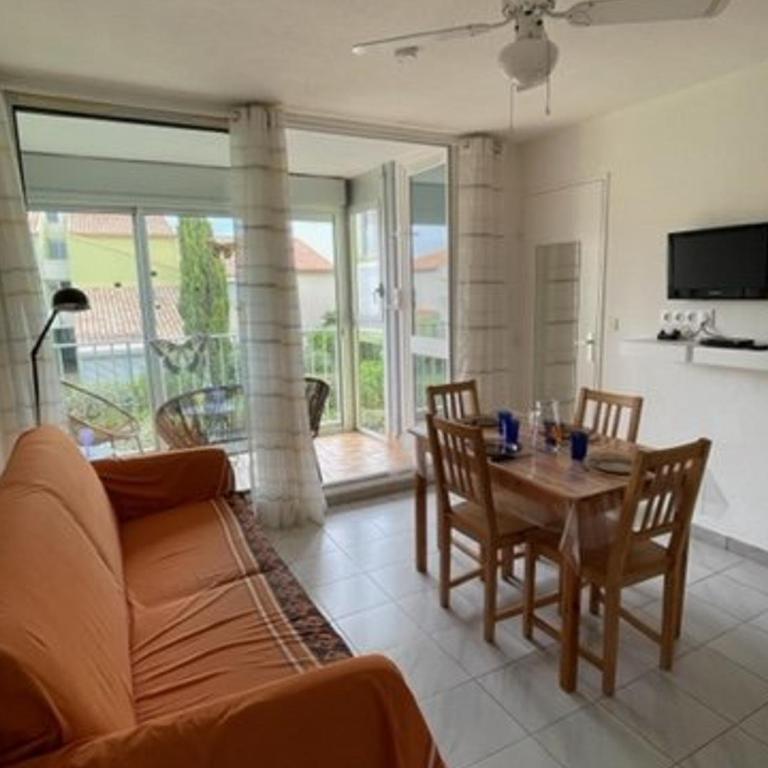 Appartement lumineux avec balcon - 4 pers. - FR-1-619-167 - Apartment - 2