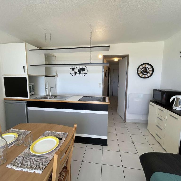 Appartement lumineux vue mer - 4 pers. - FR-1-224C-380 - Apartment - 8